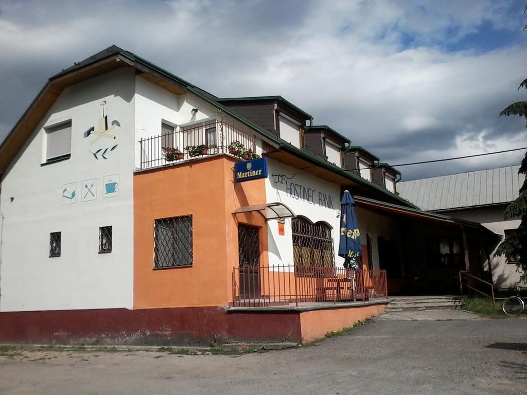 Hostinec Banik Lubela Екстер'єр фото